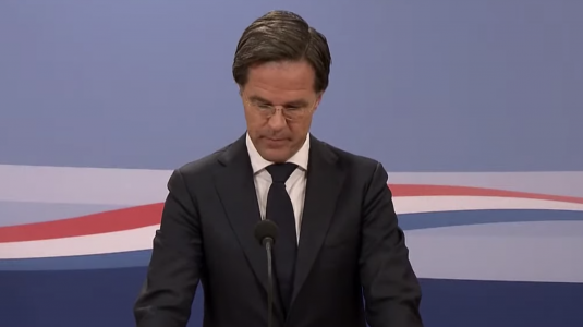 (Demissionair) premier Rutte over afschaffen artikel 11 lid 1 Wet Openbaarheid van Bestuur tijdens persconferentie over het aftreden van zijn kabinet Rutte III