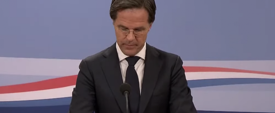(Demissionair) premier Rutte over afschaffen artikel 11 lid 1 Wet Openbaarheid van Bestuur tijdens persconferentie over het aftreden van zijn kabinet Rutte III