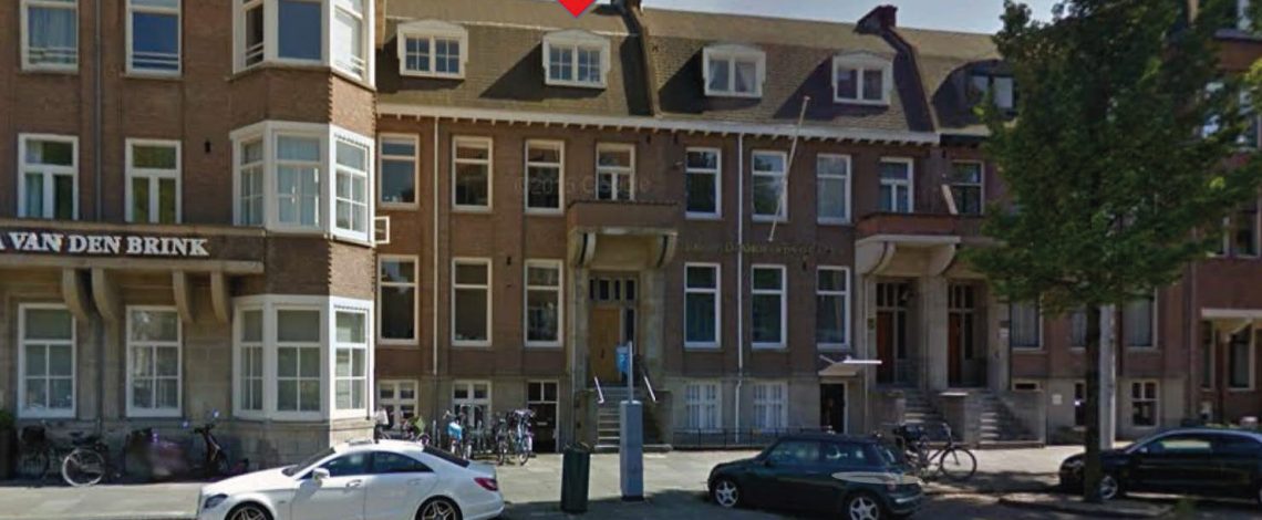 Het Van Deysselhuis, aan de Delairessestraat 125 in Amsterdam, waar de VVOJ een kantoor op de tweede verdieping heeft gehuurd.